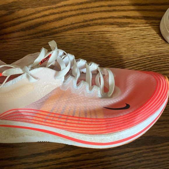 nike running sneakers - Picture 2 of 2